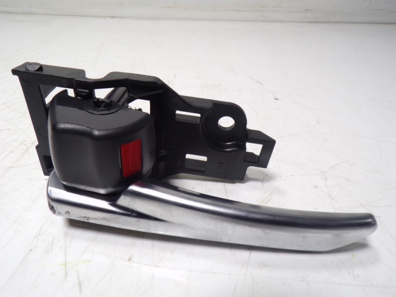 Recambio de maneta interior delantera izquierda para toyota rav4 hybrid fwd referencia OEM IAM 6920633150C0  