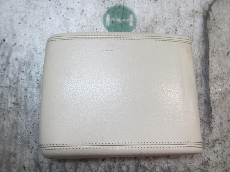 Recambio de apoyabrazos central para jaguar xf 2.7 v6 diesel luxury referencia OEM IAM   