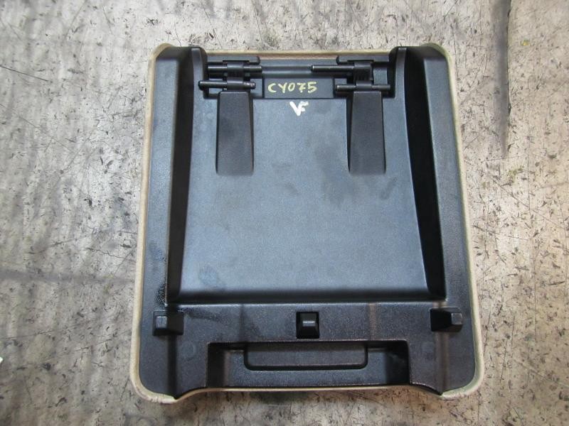 Recambio de apoyabrazos central para jaguar xf 2.7 v6 diesel luxury referencia OEM IAM   