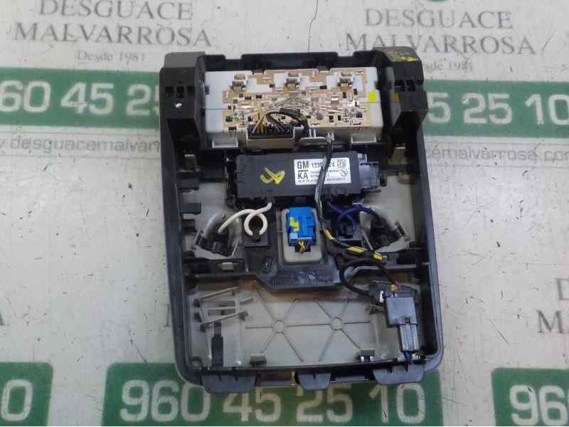 Recambio de piloto interior para opel astra j sports tourer excellence referencia OEM IAM 22774316  