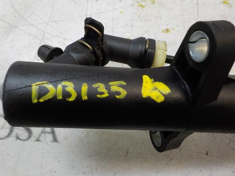 Recambio de bombin embrague para citroën c4 lim. feel edition referencia OEM IAM 2182J5  