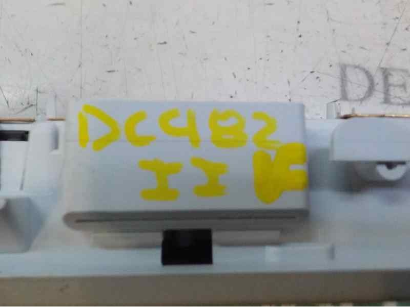 Recambio de piloto interior para opel astra j sports tourer excellence referencia OEM IAM 22774329  