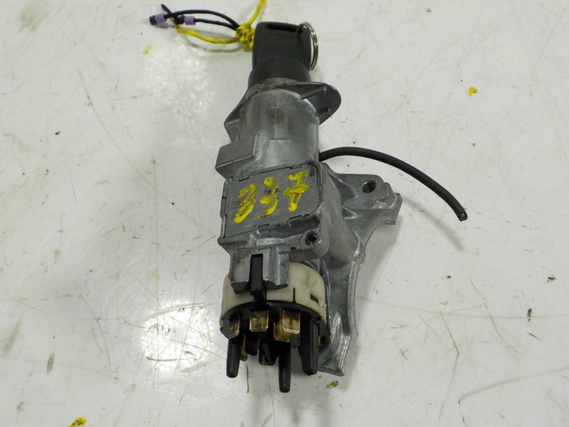 Recambio de antirrobo para audi a4 berlina (b5) 1.9 tdi referencia OEM IAM   