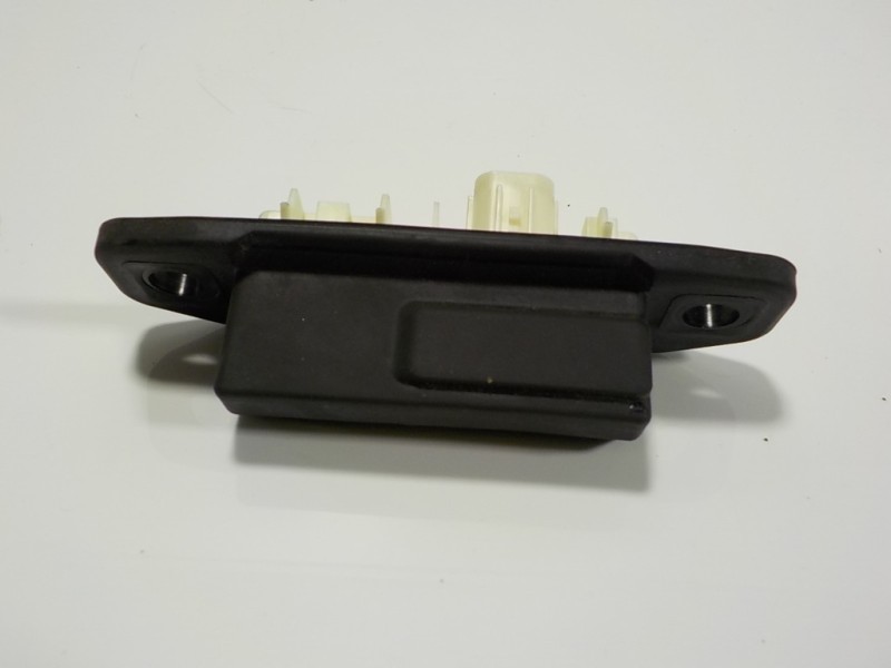 Recambio de maneta porton para toyota rav4 hybrid fwd referencia OEM IAM   