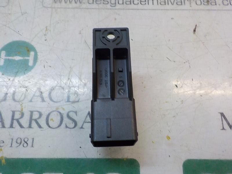 Recambio de caja precalentamiento para citroën c4 lim. feel edition referencia OEM IAM 9803299780 9803299780 