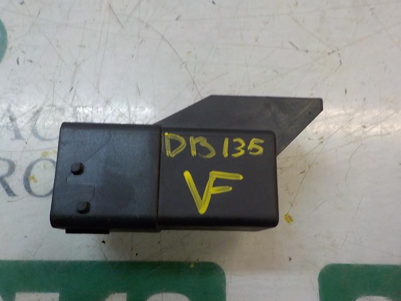 Recambio de caja precalentamiento para citroën c4 lim. feel edition referencia OEM IAM 9803299780 9803299780 