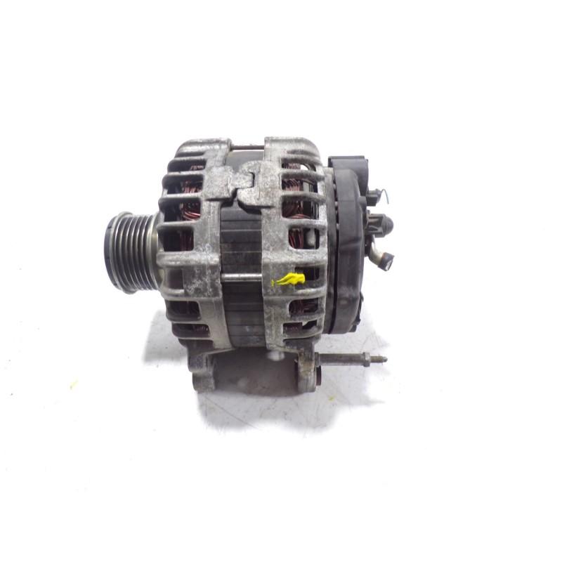 Recambio de alternador para seat ibiza st (6p8) 1.4 tdi referencia OEM IAM 04B903023B 04B903023B 