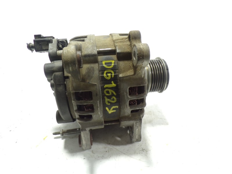 Recambio de alternador para seat ibiza st (6p8) 1.4 tdi referencia OEM IAM 04B903023B 04B903023B 