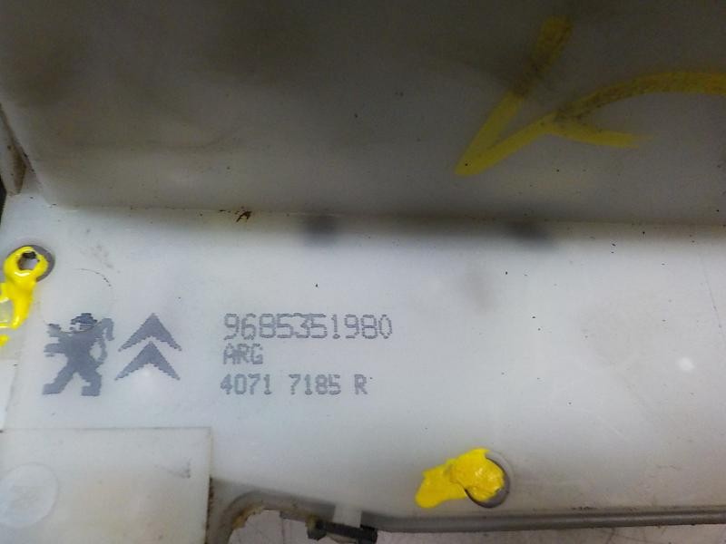 Recambio de cerradura puerta trasera izquierda para citroën c4 lim. feel edition referencia OEM IAM 9137W1 9685351980 