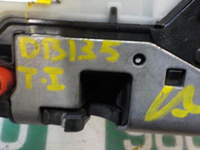 Recambio de cerradura puerta trasera izquierda para citroën c4 lim. feel edition referencia OEM IAM 9137W1 9685351980 