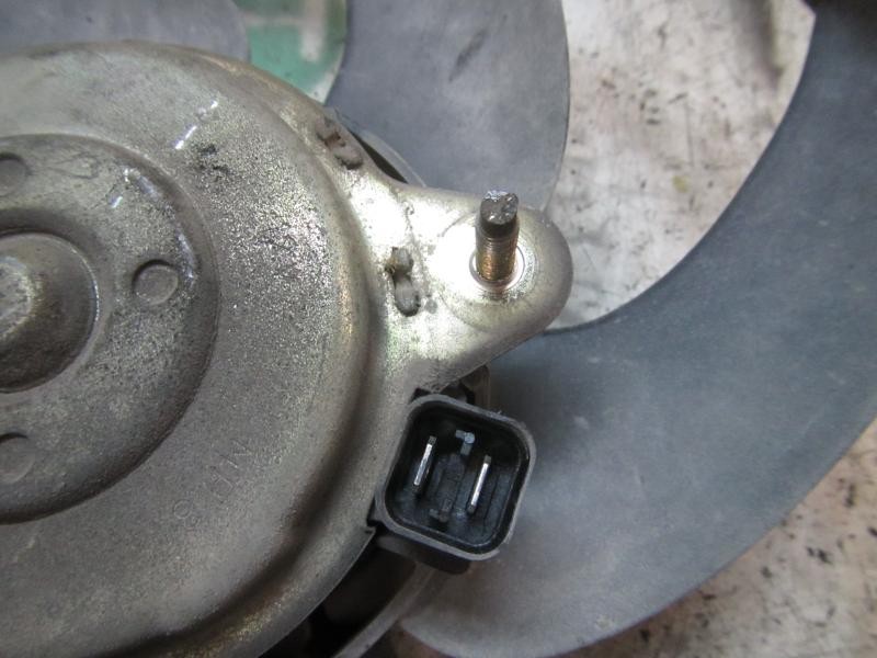 Recambio de electroventilador para citroën xantia berlina 1.9 td sx referencia OEM IAM   