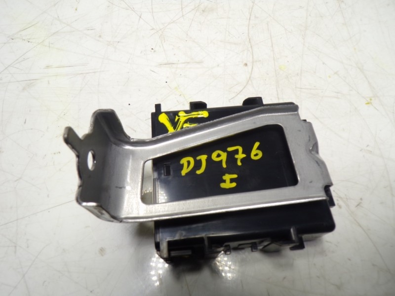 Recambio de modulo electronico para toyota rav4 hybrid fwd referencia OEM IAM 8594042040 8594042040 