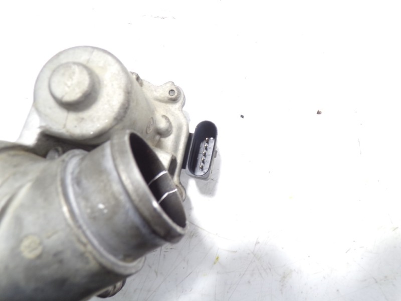 Recambio de caja mariposa para seat ibiza st (6p8) 1.4 tdi referencia OEM IAM 04B131501D B6494365 B6494365