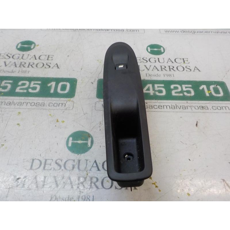 Recambio de mando elevalunas delantero derecho para citroën c4 lim. feel edition referencia OEM IAM 6490JY  