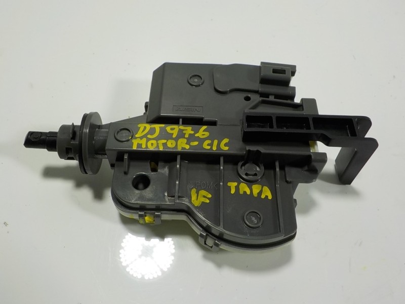 Recambio de motor c/c porton para toyota rav4 hybrid fwd referencia OEM IAM 6935042090  