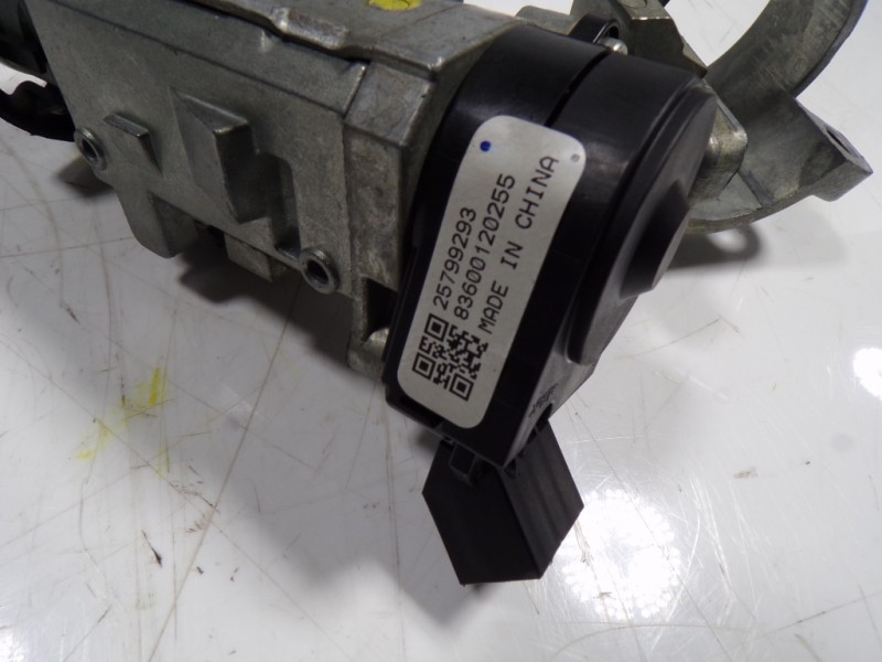 Recambio de antirrobo para opel insignia berlina 2.0 cdti cat referencia OEM IAM 25799292 13502301 F00HJ00363