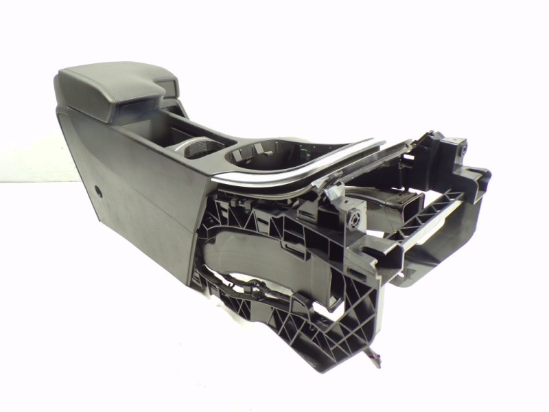 Recambio de apoyabrazos central para opel insignia berlina 2.0 cdti cat referencia OEM IAM 13221926  