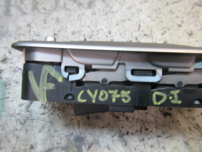 Recambio de mando elevalunas delantero izquierdo para jaguar xf 2.7 v6 diesel luxury referencia OEM IAM   