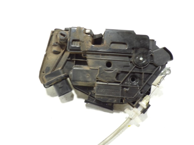 Recambio de cerradura puerta trasera derecha para seat ibiza st (6p8) 1.4 tdi referencia OEM IAM 6J0839016F 6J0839016F 