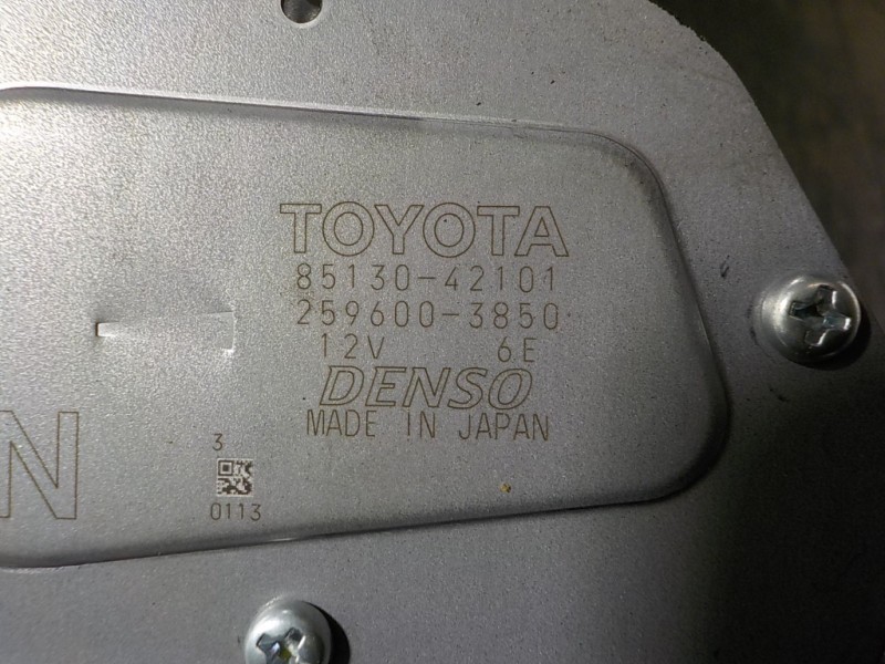 Recambio de motor limpia trasero para toyota rav4 hybrid fwd referencia OEM IAM 8513042101 8513042101 