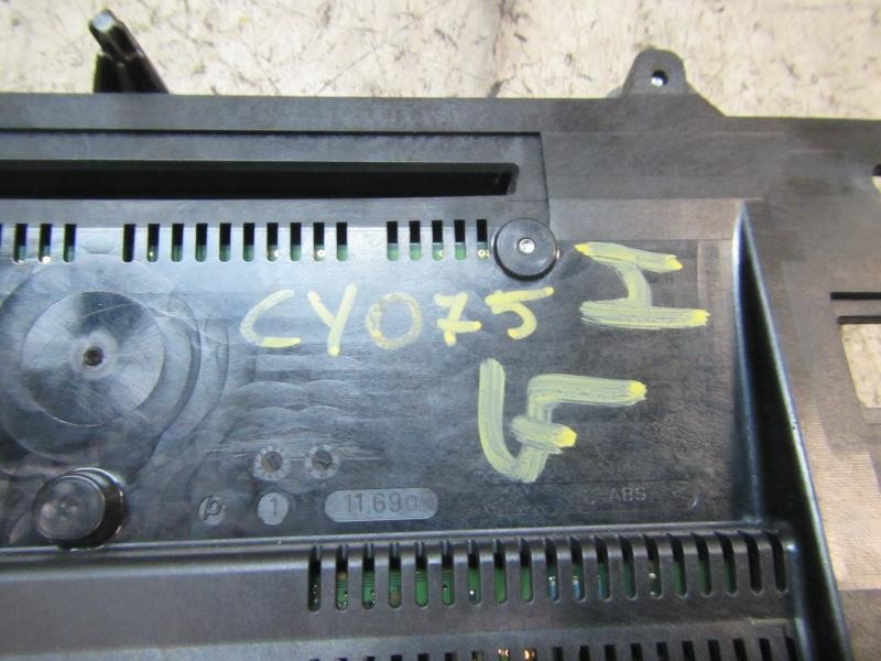 Recambio de mando multifuncion para jaguar xf 2.7 v6 diesel luxury referencia OEM IAM   