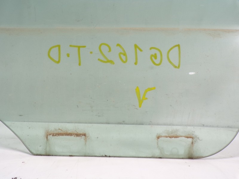 Recambio de cristal puerta trasero derecho para seat ibiza st (6p8) 1.4 tdi referencia OEM IAM 6J8845206  