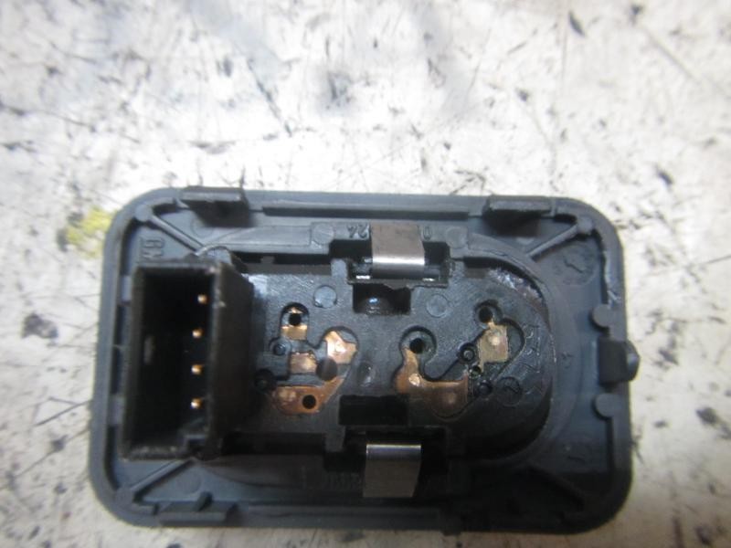 Recambio de mando elevalunas delantero derecho para opel meriva cosmo referencia OEM IAM   