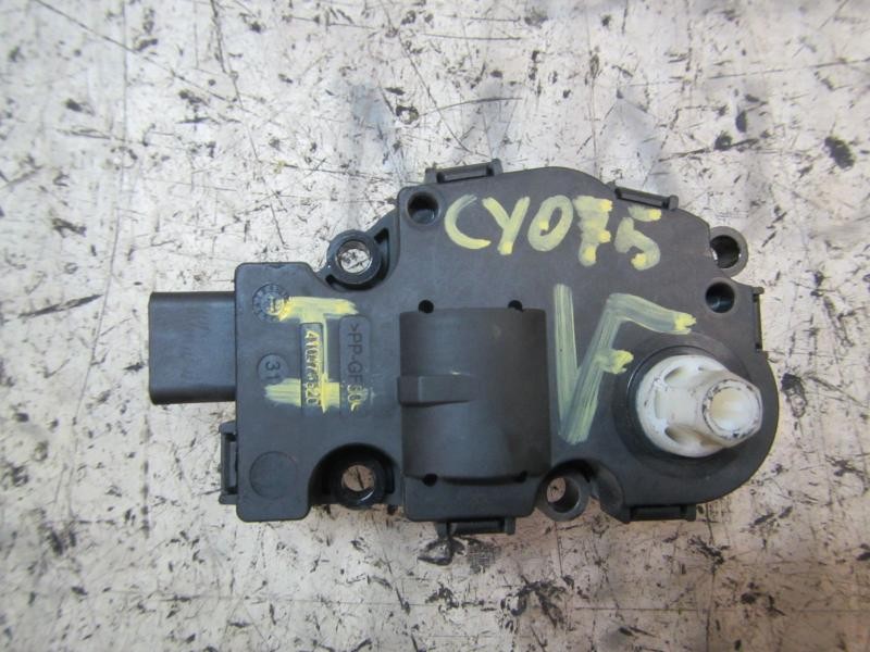 Recambio de motor electrico para jaguar xf 2.7 v6 diesel luxury referencia OEM IAM   