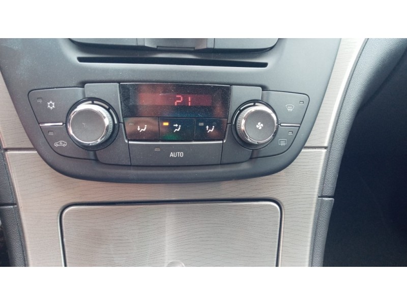 Recambio de mando climatizador para opel insignia berlina 2.0 cdti cat referencia OEM IAM 13273095 13273095 