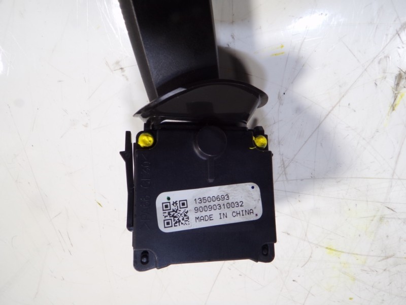 Recambio de mando limpia para opel insignia berlina 2.0 cdti cat referencia OEM IAM 13500693 13500693 