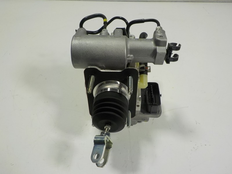 Recambio de servofreno para toyota rav4 hybrid fwd referencia OEM IAM 4705042203 4727047030 