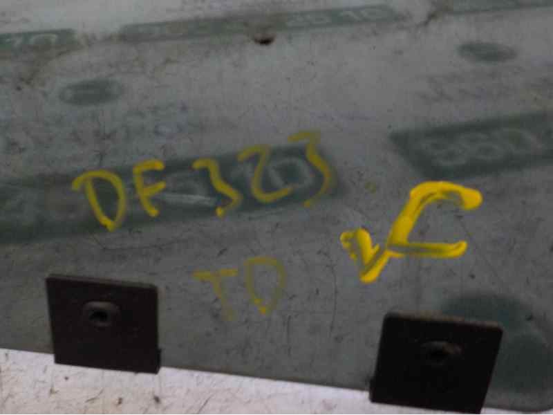 Recambio de cristal puerta trasero derecho para renault captur 0.9 energy referencia OEM IAM   