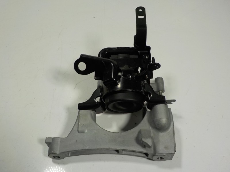 Recambio de soporte motor derecho para toyota rav4 hybrid fwd referencia OEM IAM 1230525040 M6010311 