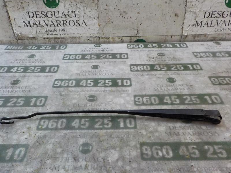 Recambio de brazo limpia delantero derecho para ford transit combi ´06 2.2 tdci cat referencia OEM IAM   