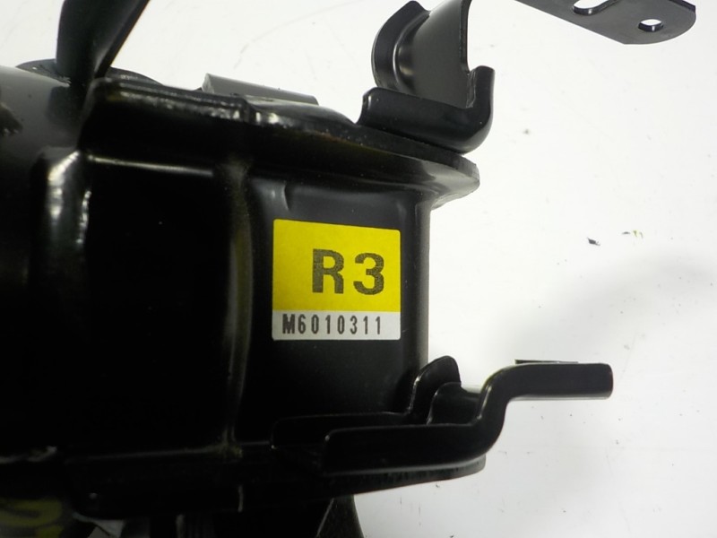Recambio de soporte motor derecho para toyota rav4 hybrid fwd referencia OEM IAM 1230525040 M6010311 