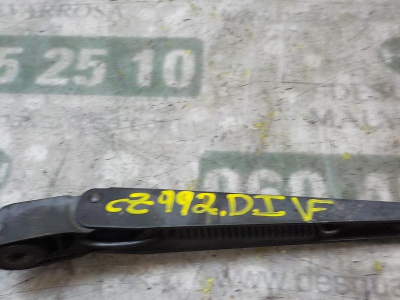 Recambio de brazo limpia delantero izquierdo para ford transit combi ´06 2.2 tdci cat referencia OEM IAM   