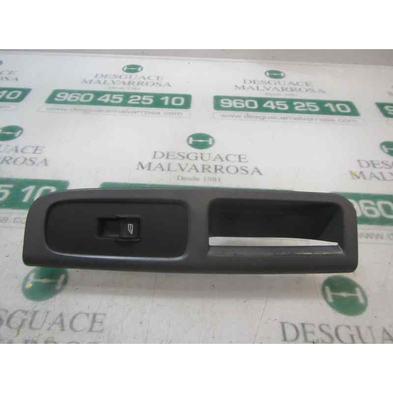 Recambio de mando elevalunas delantero derecho para volvo s40 berlina 1.8 cat referencia OEM IAM 30773214 30773214 