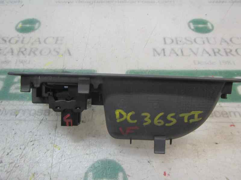 Recambio de mando elevalunas trasero izquierdo para volvo s40 berlina 1.8 cat referencia OEM IAM 30773217 30773217 