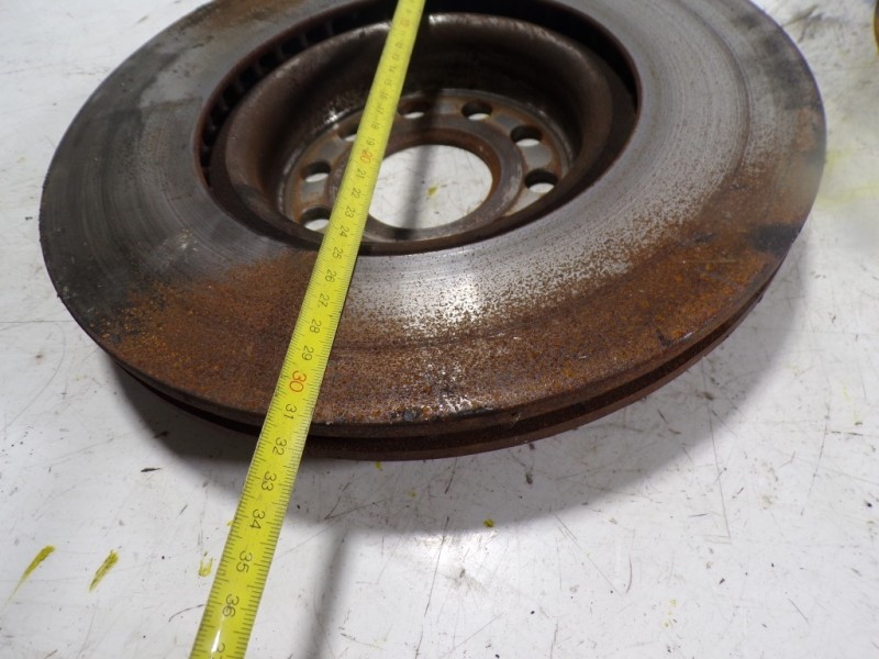 Recambio de disco freno delantero para volkswagen passat lim. (362) 1.6 tdi dpf referencia OEM IAM   