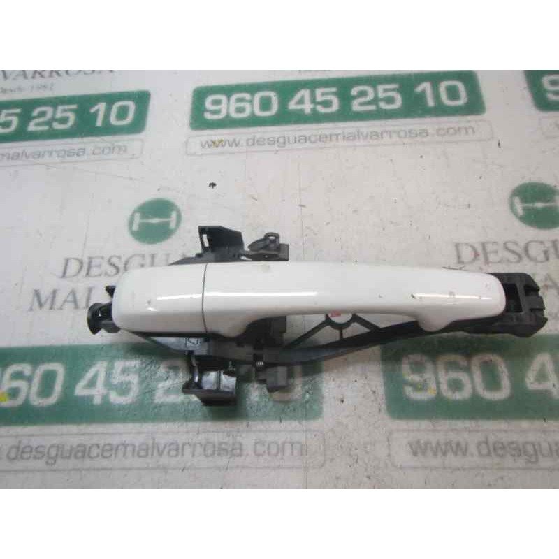 Recambio de maneta exterior delantera derecha para volvo s40 berlina 1.8 cat referencia OEM IAM 39879658  