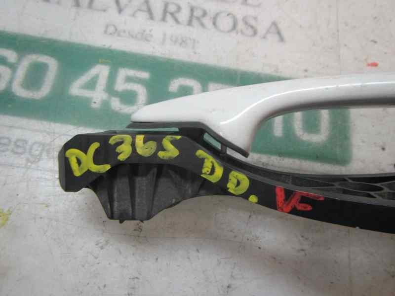 Recambio de maneta exterior delantera derecha para volvo s40 berlina 1.8 cat referencia OEM IAM 39879658  