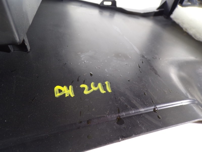 Recambio de apoyabrazos central para nissan qashqai (j11) 1.6 dci turbodiesel cat referencia OEM IAM 969104EH0A  