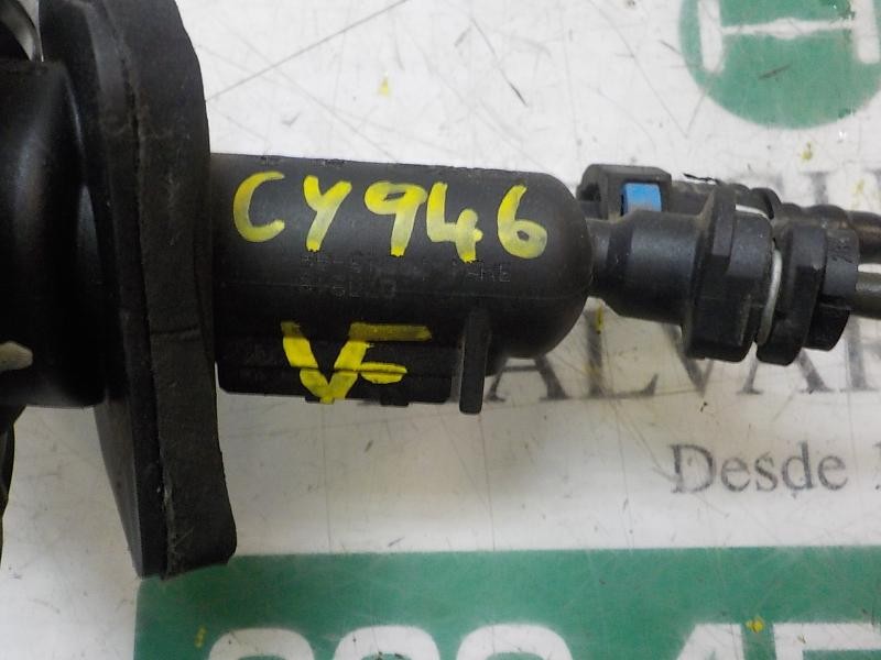 Recambio de bomba embrague para mazda 3 berlina (bk) 1.6 cd diesel cat referencia OEM IAM BP4K41400D  