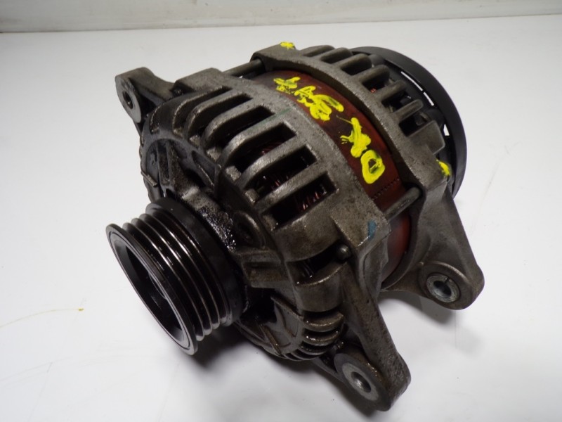 Recambio de alternador para hyundai i10 1.1 12v cat referencia OEM IAM 3730002570 0124220008 