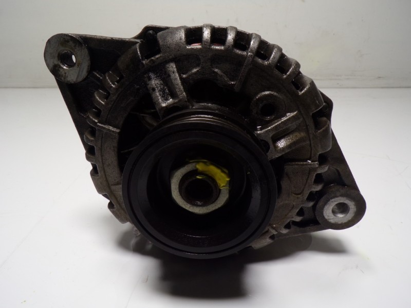 Recambio de alternador para hyundai i10 1.1 12v cat referencia OEM IAM 3730002570 0124220008 