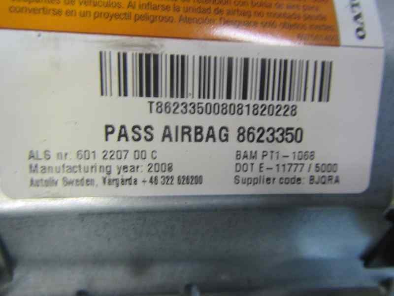 Recambio de salpicadero para volvo s40 berlina 1.8 cat referencia OEM IAM 39889252  
