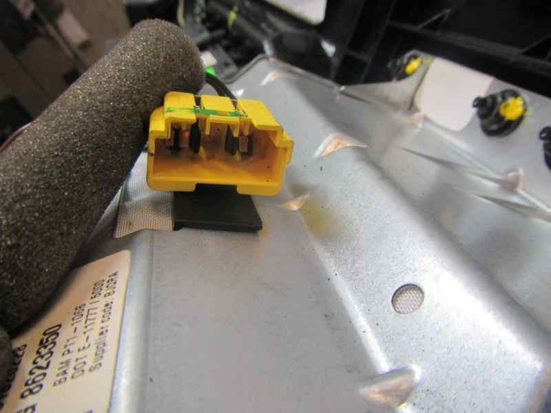 Recambio de salpicadero para volvo s40 berlina 1.8 cat referencia OEM IAM 39889252  