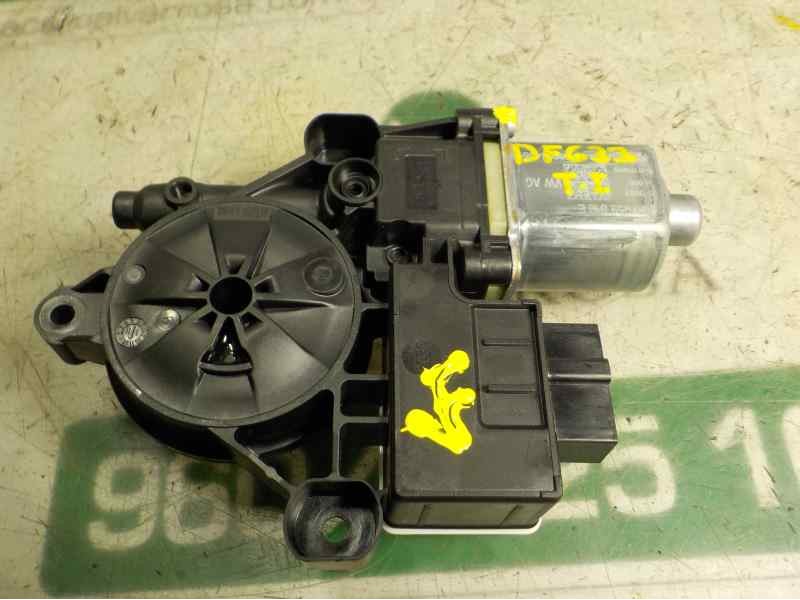 Recambio de motor elevalunas trasero izquierdo para skoda fabia 1.0 mpi referencia OEM IAM 5Q0959407A 5Q0959812E 0130822724