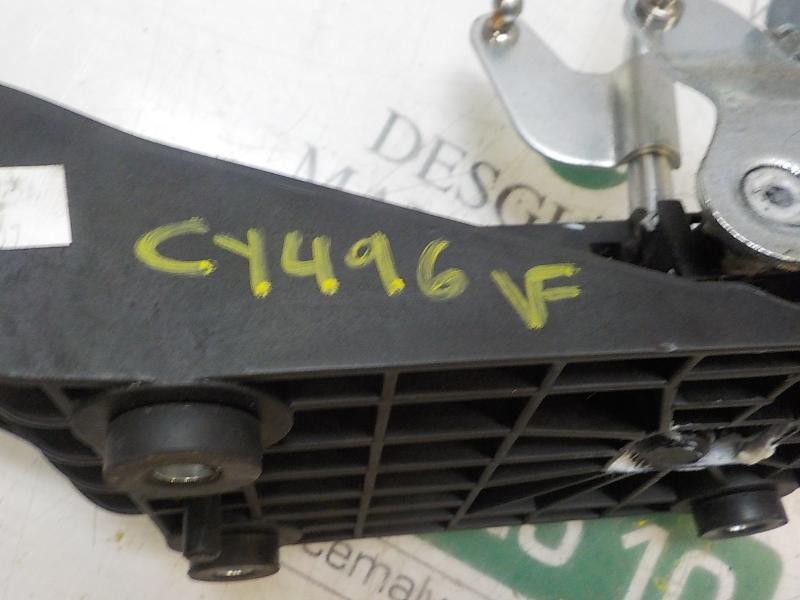 Recambio de palanca cambio para mazda 3 berlina (bk) 1.6 cd diesel cat referencia OEM IAM BP8F46100C  