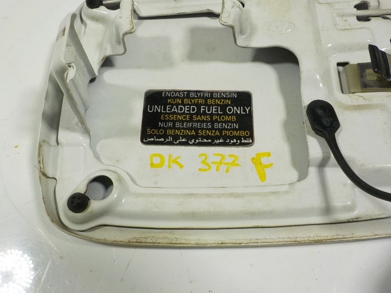 Recambio de tapa combustible para hyundai i10 1.1 12v cat referencia OEM IAM 695100X000  